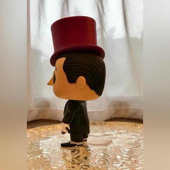 Funko Pop DC UNIVERSE Batman Penguin Villain Vinyl Figure Comics Character Movie - Picture 8 of 10